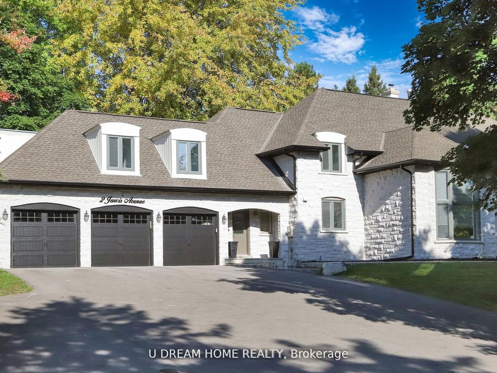 Photo of 2 Jarvis Avenue, Aurora, ON L4G 6W8 (MLS # N12479770)