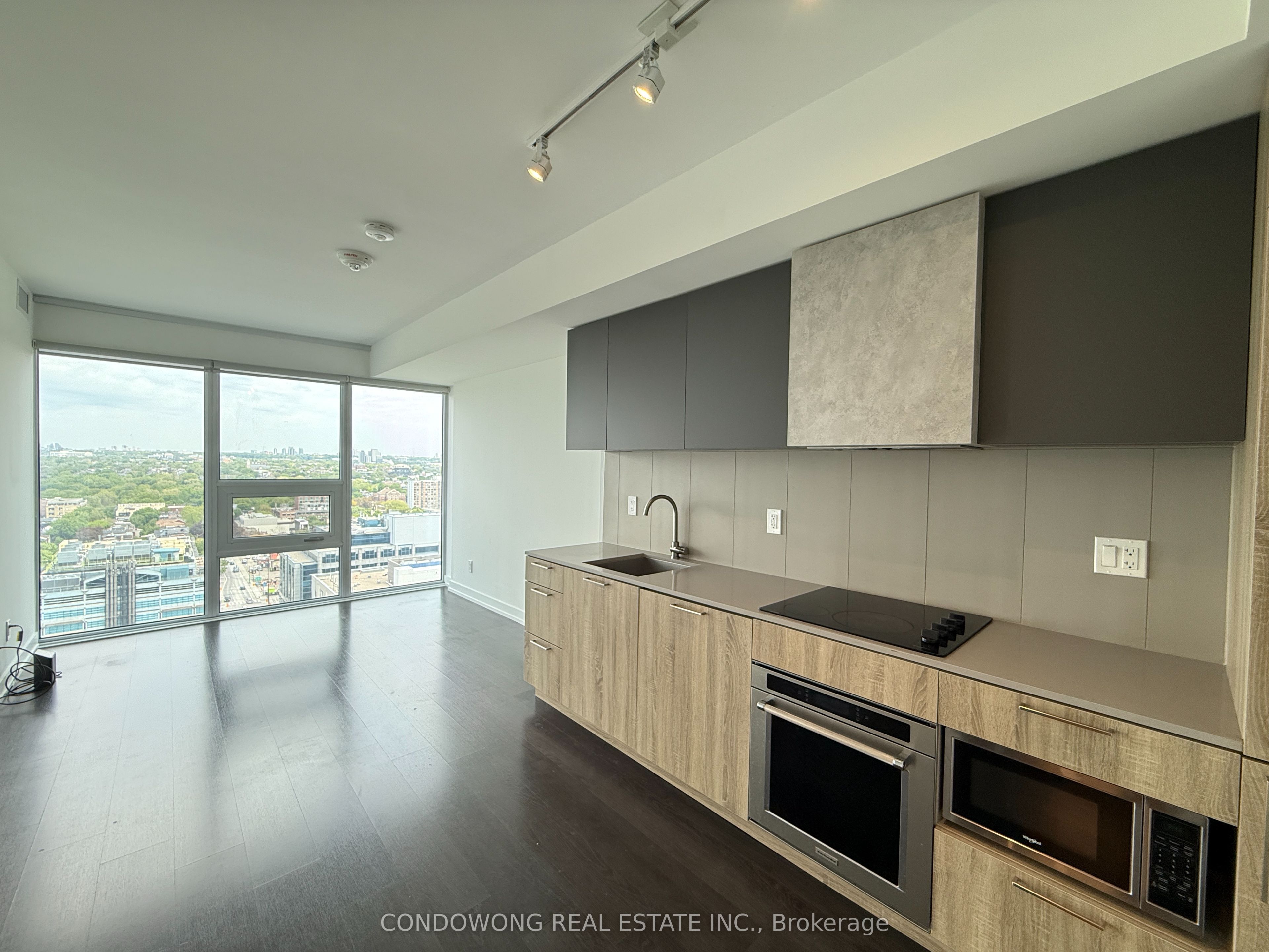 19 Western Battery Road 2218