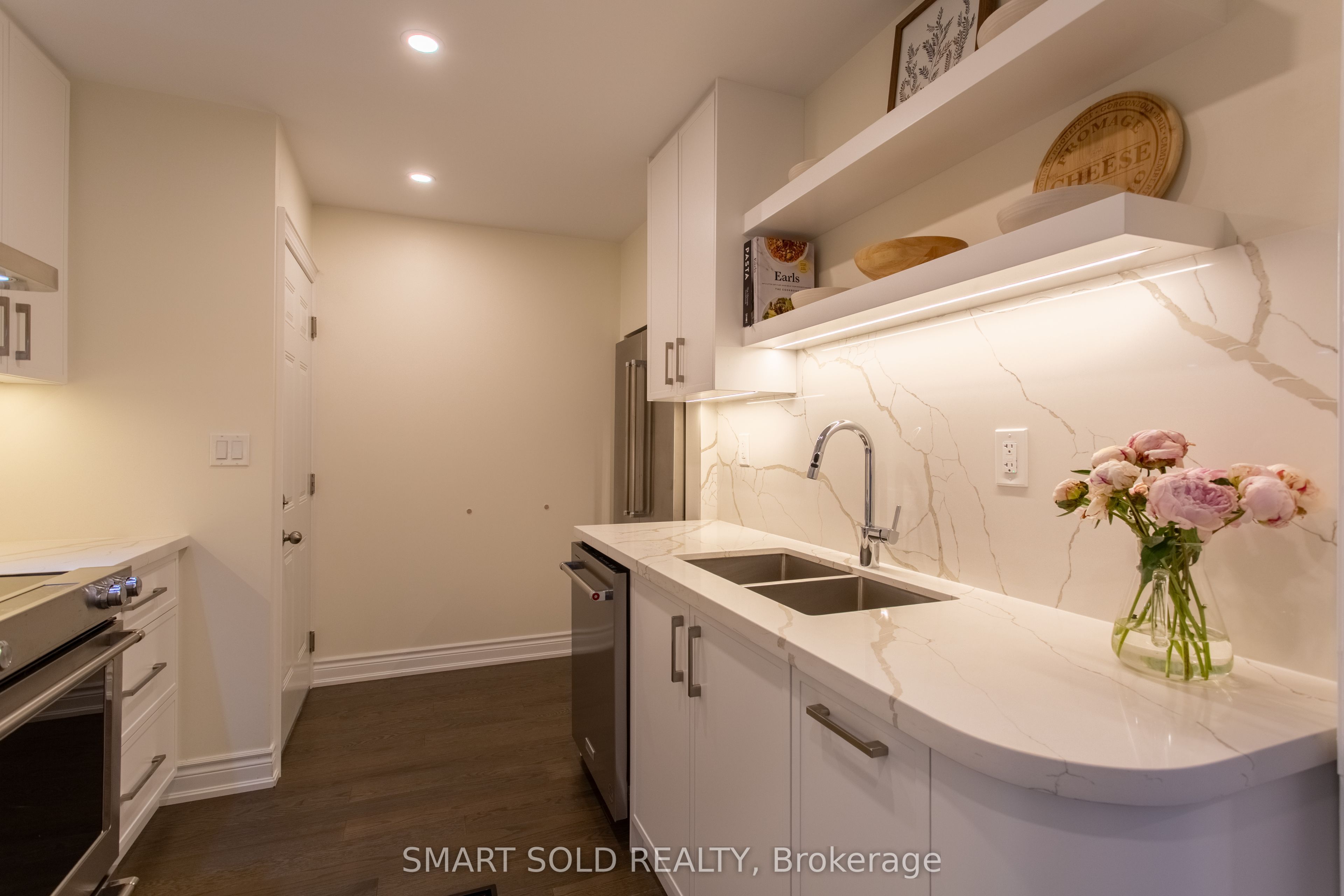 9 MACE Avenue