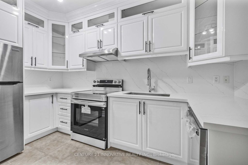 Photo of 393 King Street W #302, Toronto, ON M5V 3G8 (MLS # C12390283)