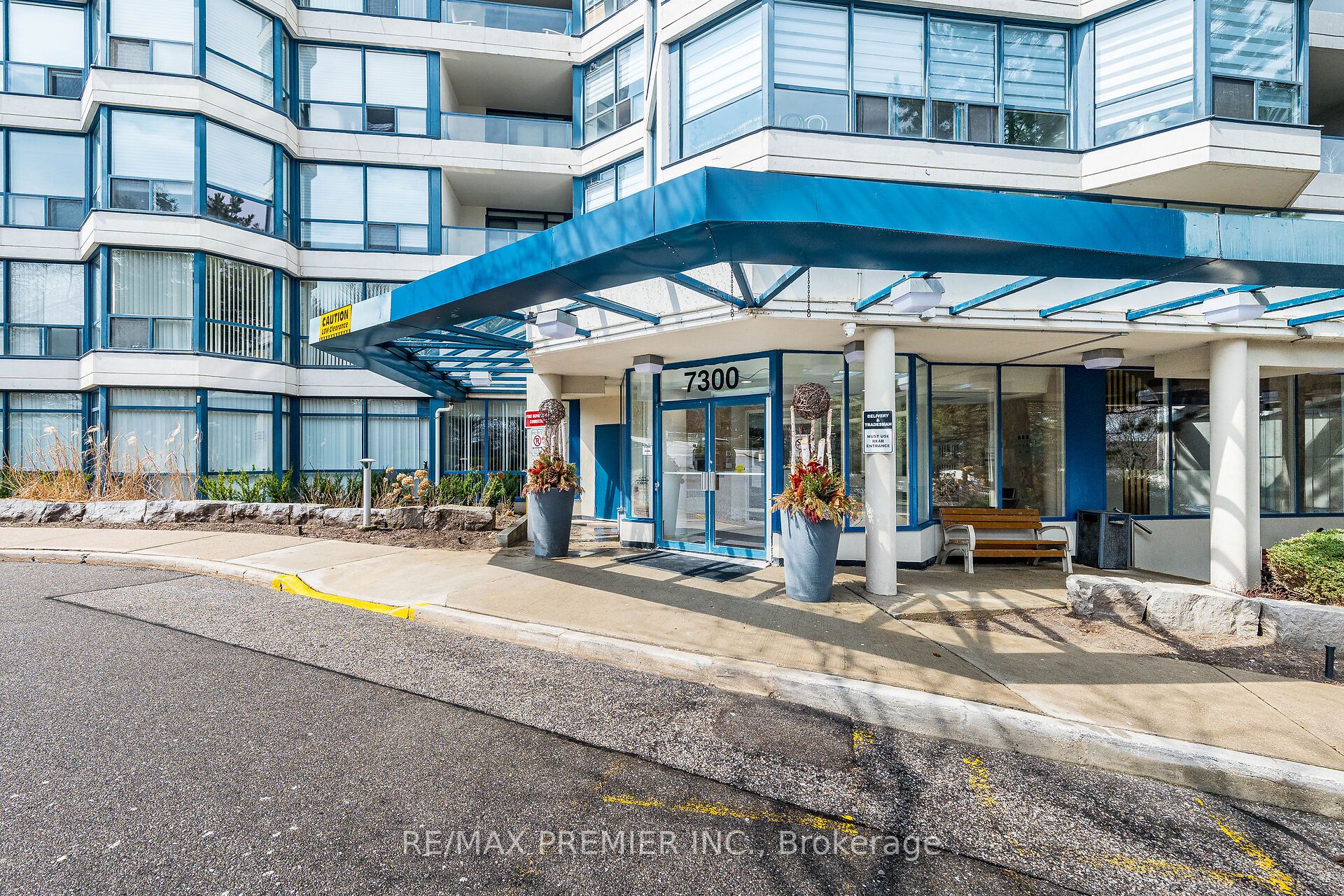 7300 Yonge Street 1412