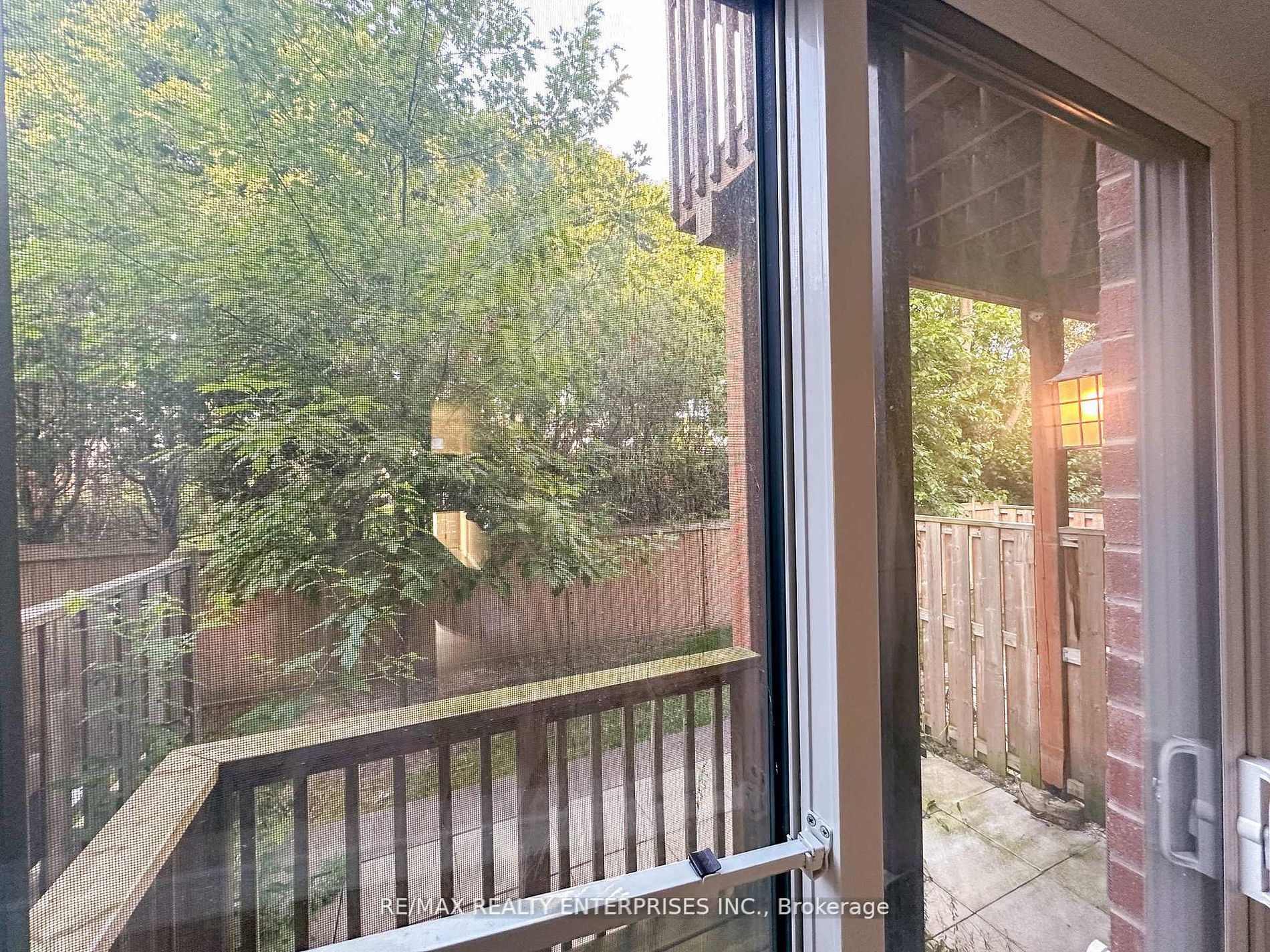 409 Ladycroft Terrace 27