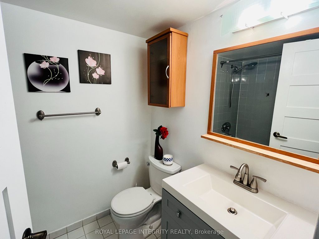 Photo of 1001 Bay Street #406, Toronto, ON M5S 3A6 (MLS # C12711690)