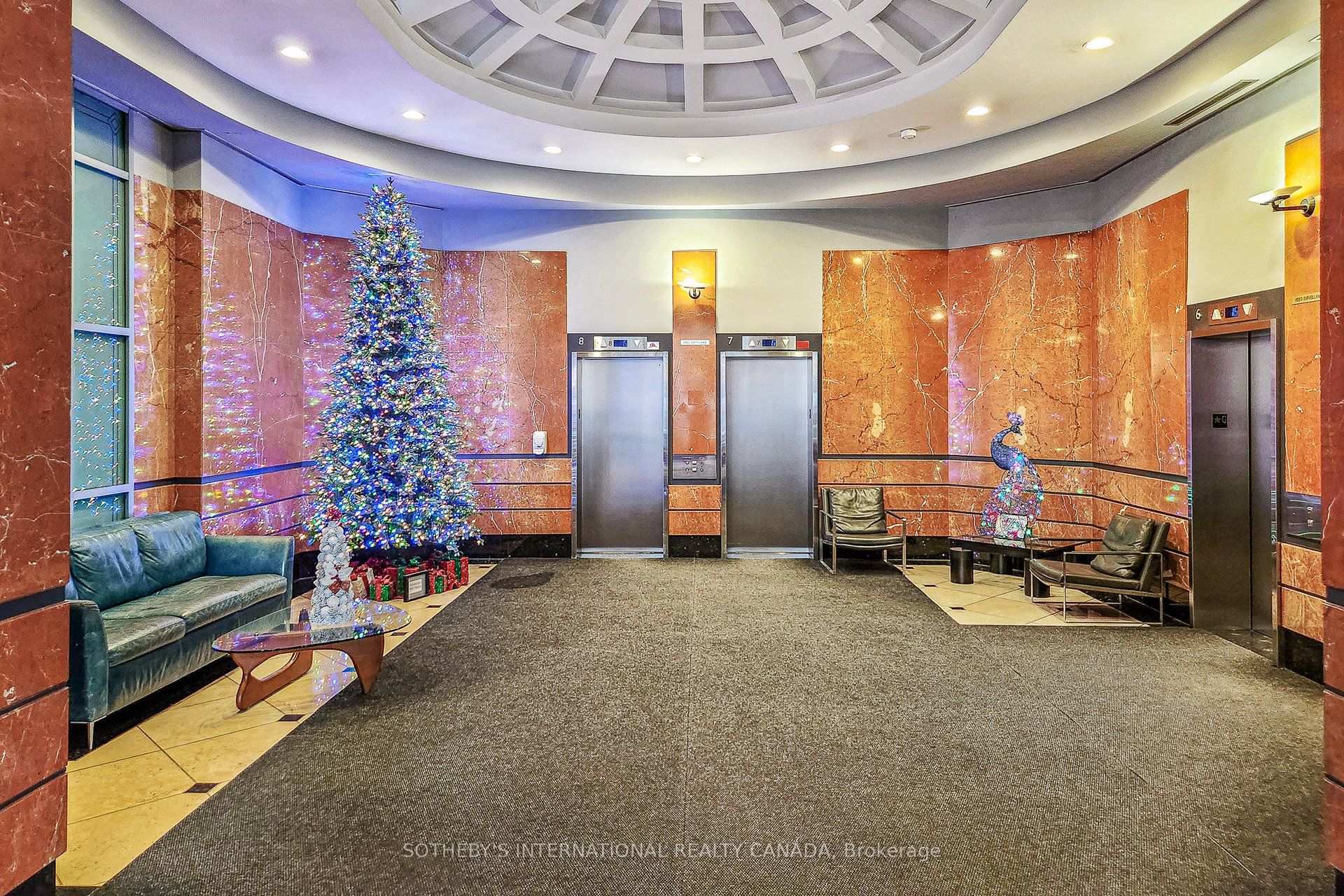 10 Queens Quay W 712