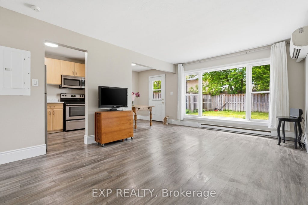 Photo of 48 Windom Road #i, Kitchener, ON N2A 2P4 (MLS # X13452734)