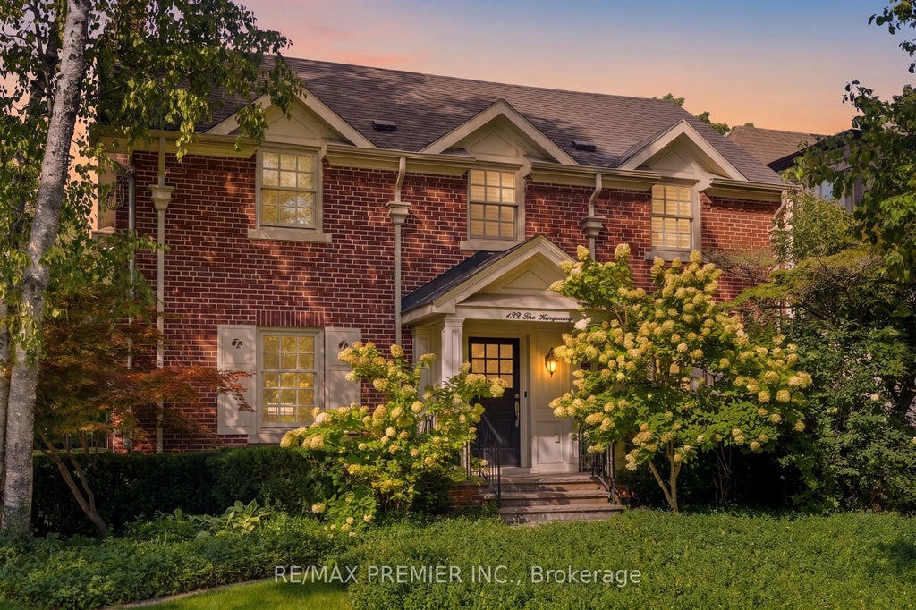 Photo of 132 The Kingsway N/A, Toronto, ON M8X 2V3 (MLS # W13877692)