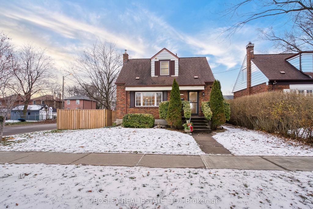 Photo of 29 Patika Avenue, Toronto, ON M9N 2E7 (MLS # W12609776)