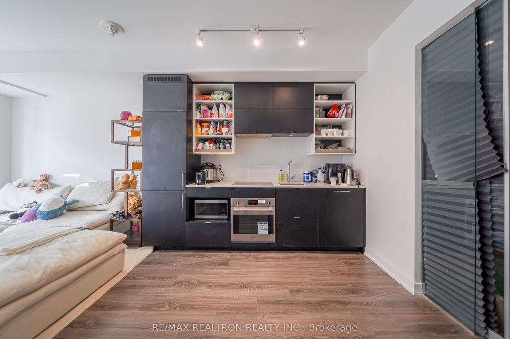 Photo of 20 Edward Street #1011, Toronto, ON M5G 1C9 (MLS # C12481525)