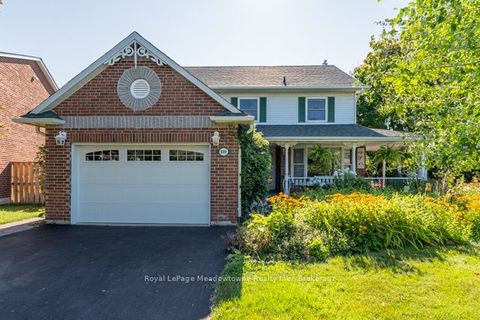 690 Robertson Crescent Milton ON L9T 4V5