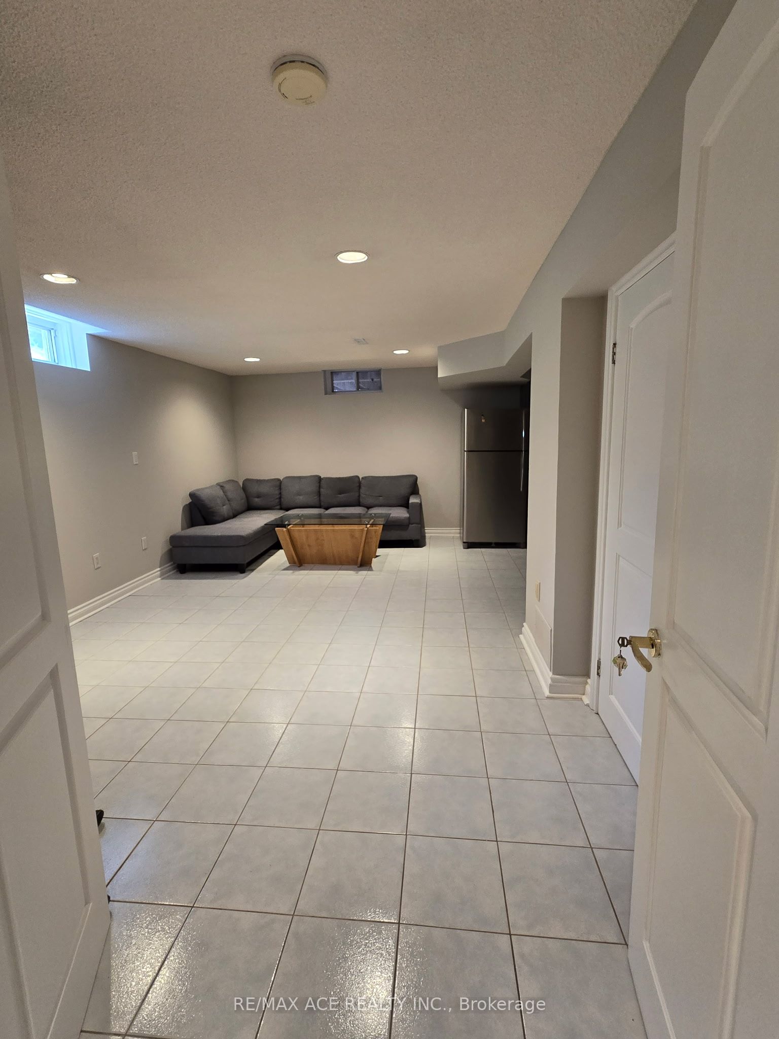 25 Pilkington Crescent BSMT