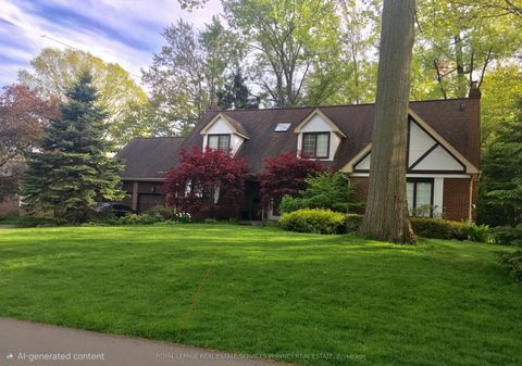 1244 Woodland Avenue Mississauga ON L5G 2X9