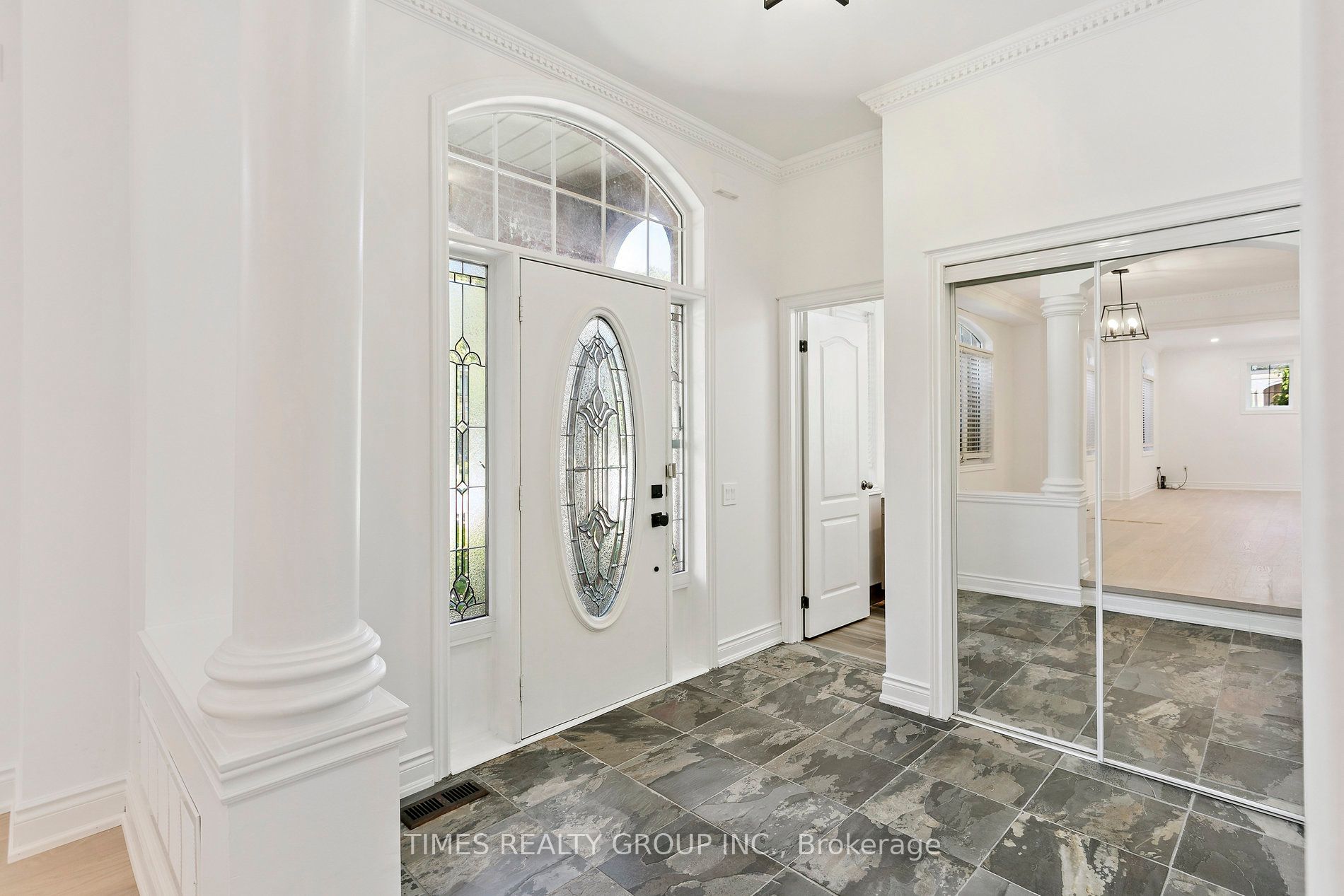 212 Creek Path Avenue