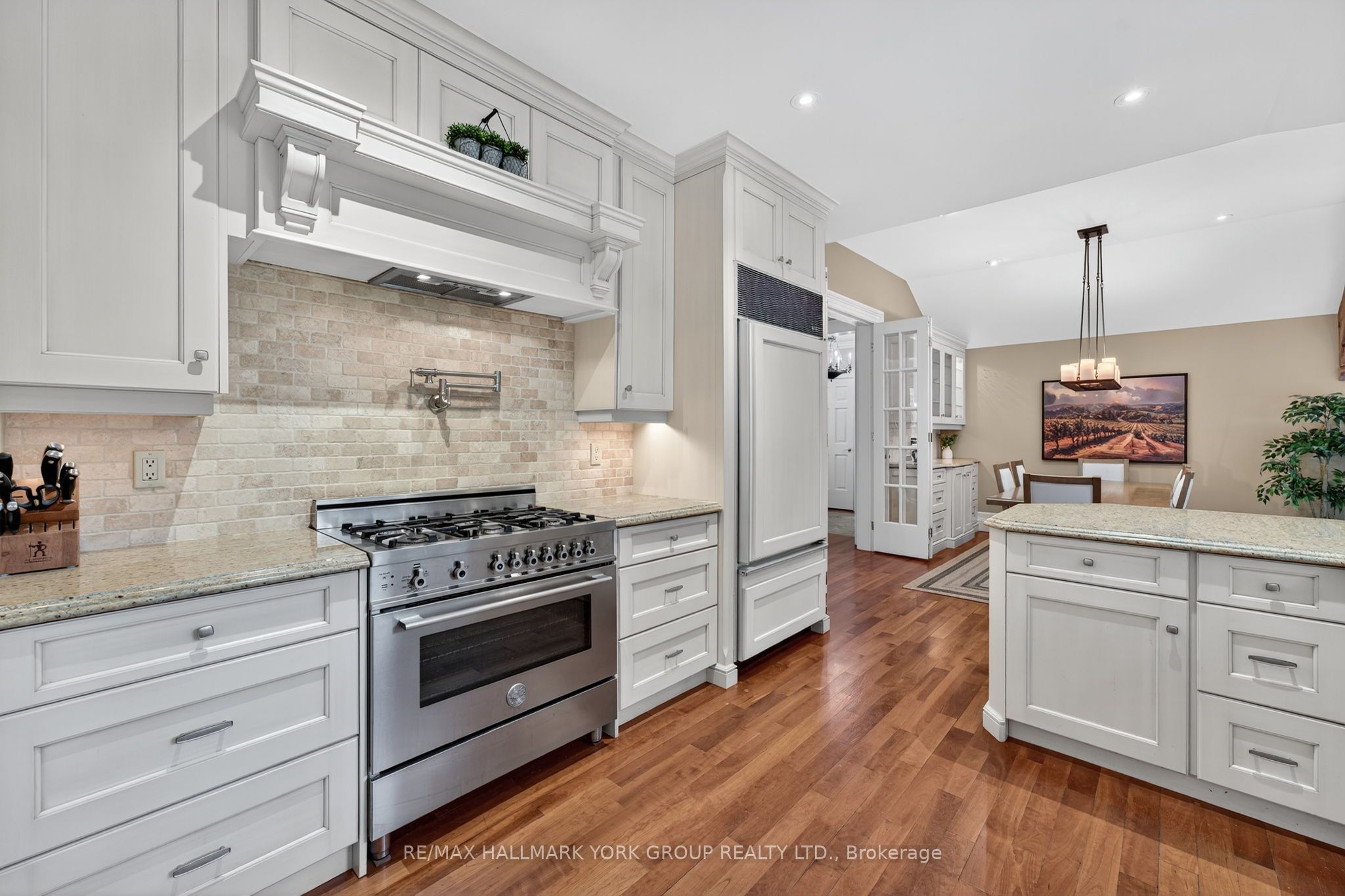 553 St John's Side Road