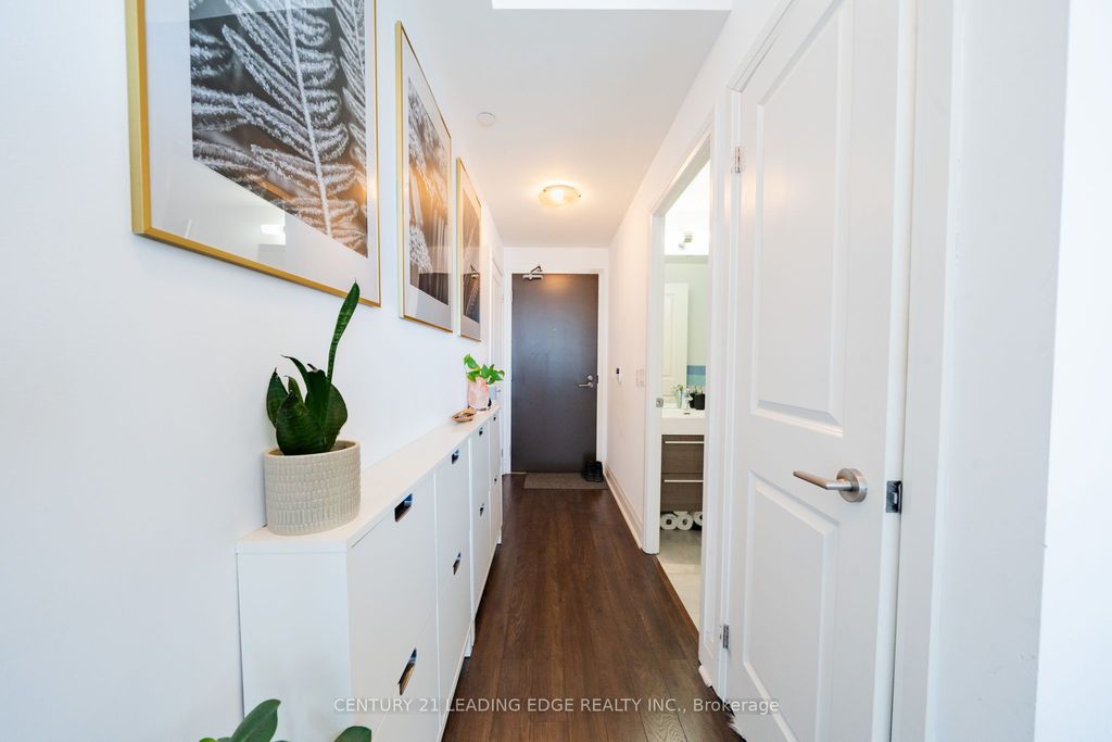 Photo of 15 Zorra Street #1902, Toronto, ON M8Z 0C1 (MLS # W12851350)