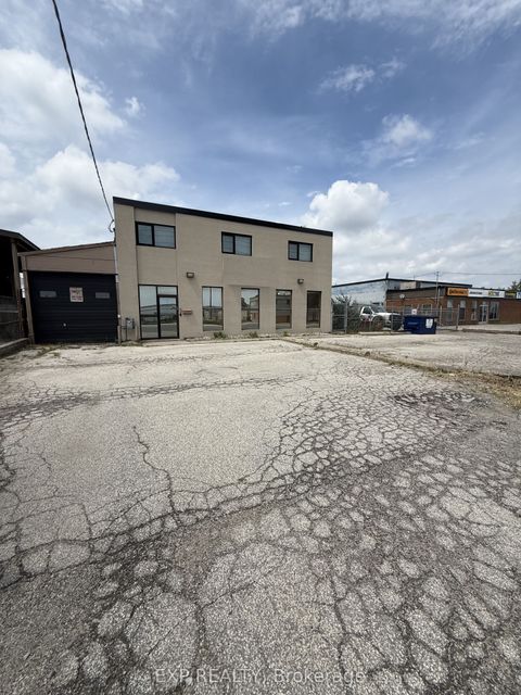 1261 Britannia Road E Mississauga ON L4W 1C7