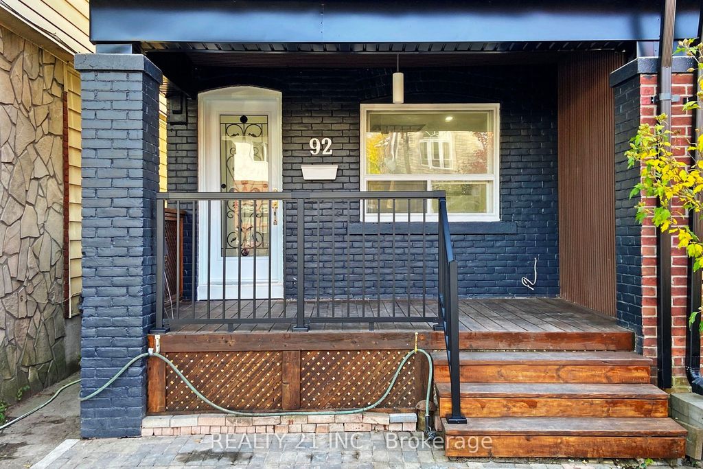 Photo of 92 King Edward Ave Avenue, Toronto, ON M4C 5J6 (MLS # E12279113)