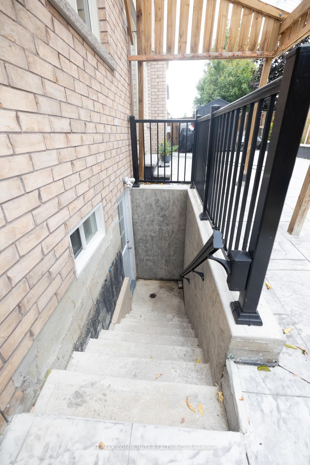 481 Fred McLaren Boulevard Bsmt