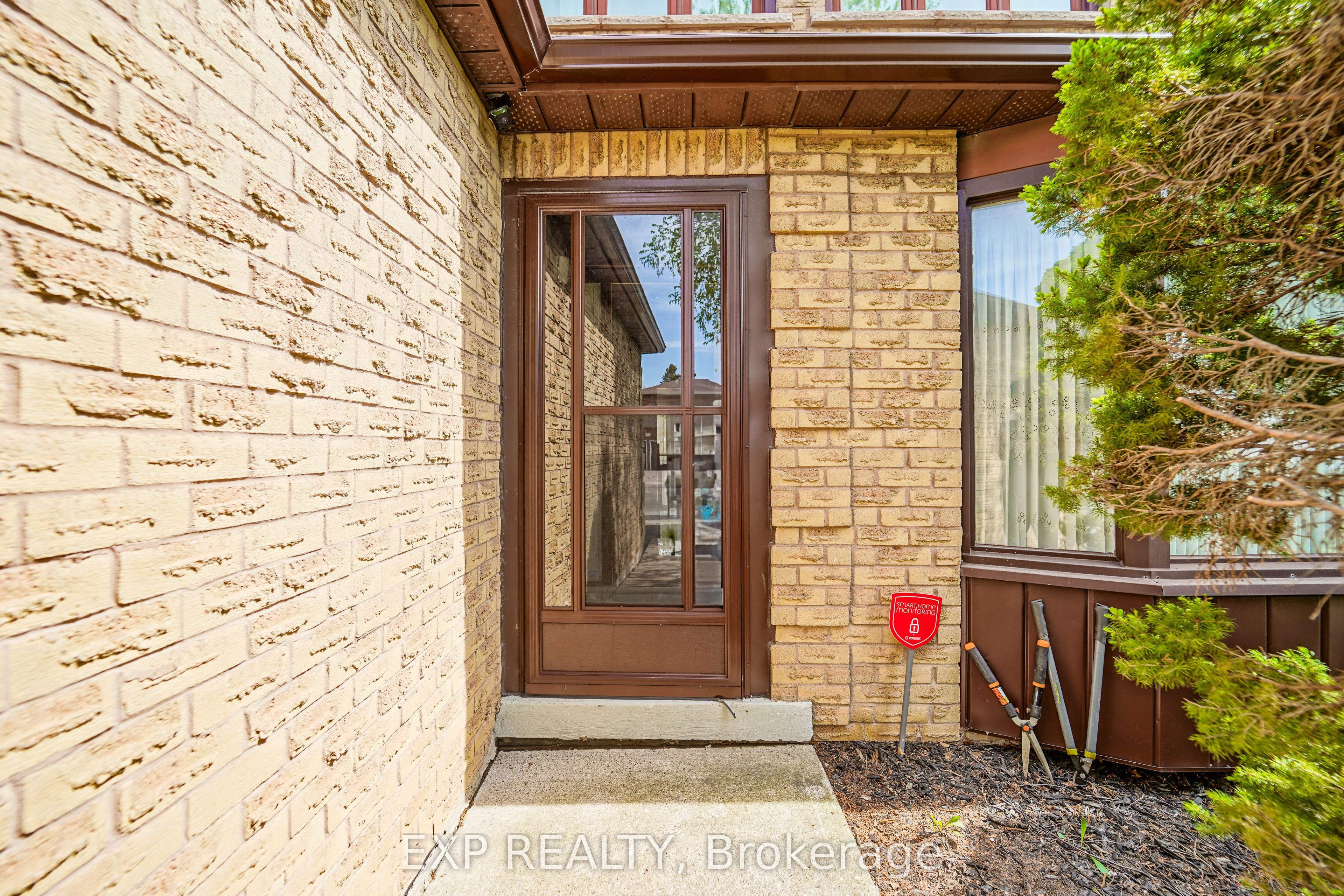 173 Highglen Avenue