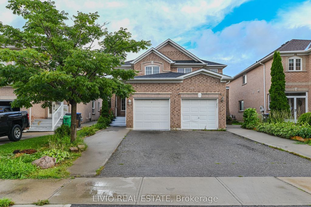 Photo of 46 Weather Vane Lane, Brampton, ON L6X 4R5 (MLS # W12719430)
