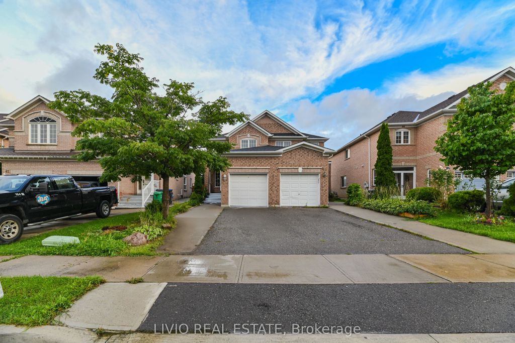 Photo of 46 Weather Vane Lane, Brampton, ON L6X 4R5 (MLS # W12719430)