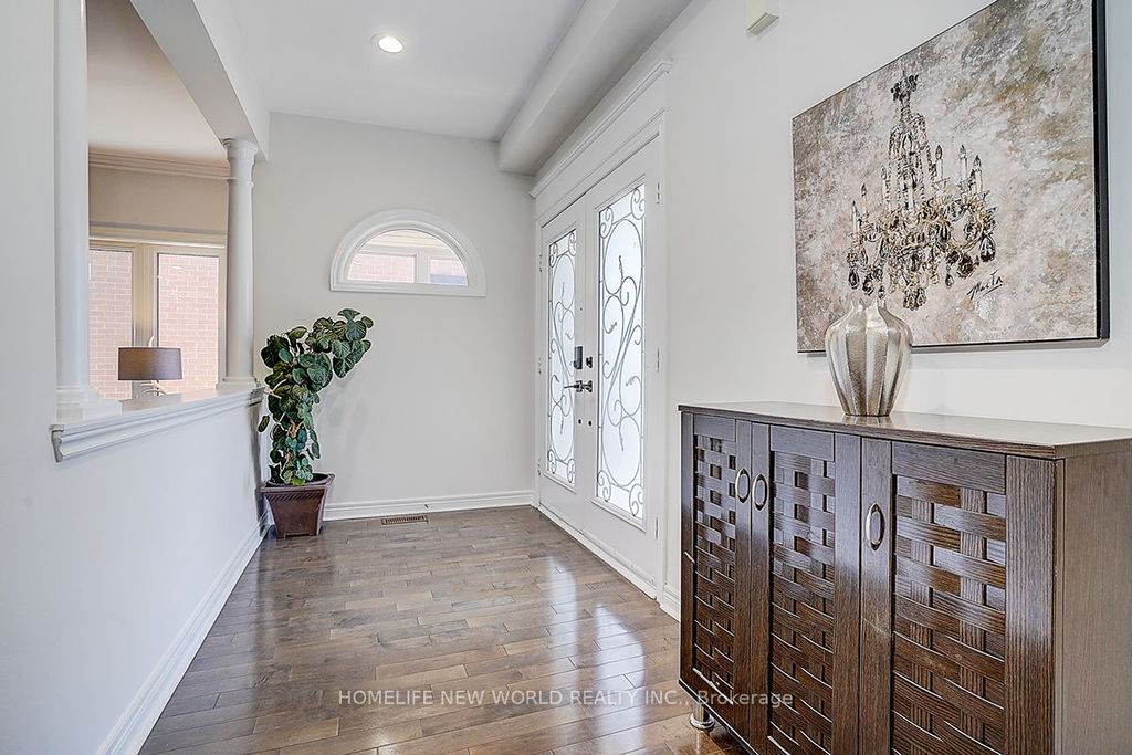 Photo of 79 Owl Ridge Drive, Richmond Hill, ON L4S 1P9 (MLS # N13050972)