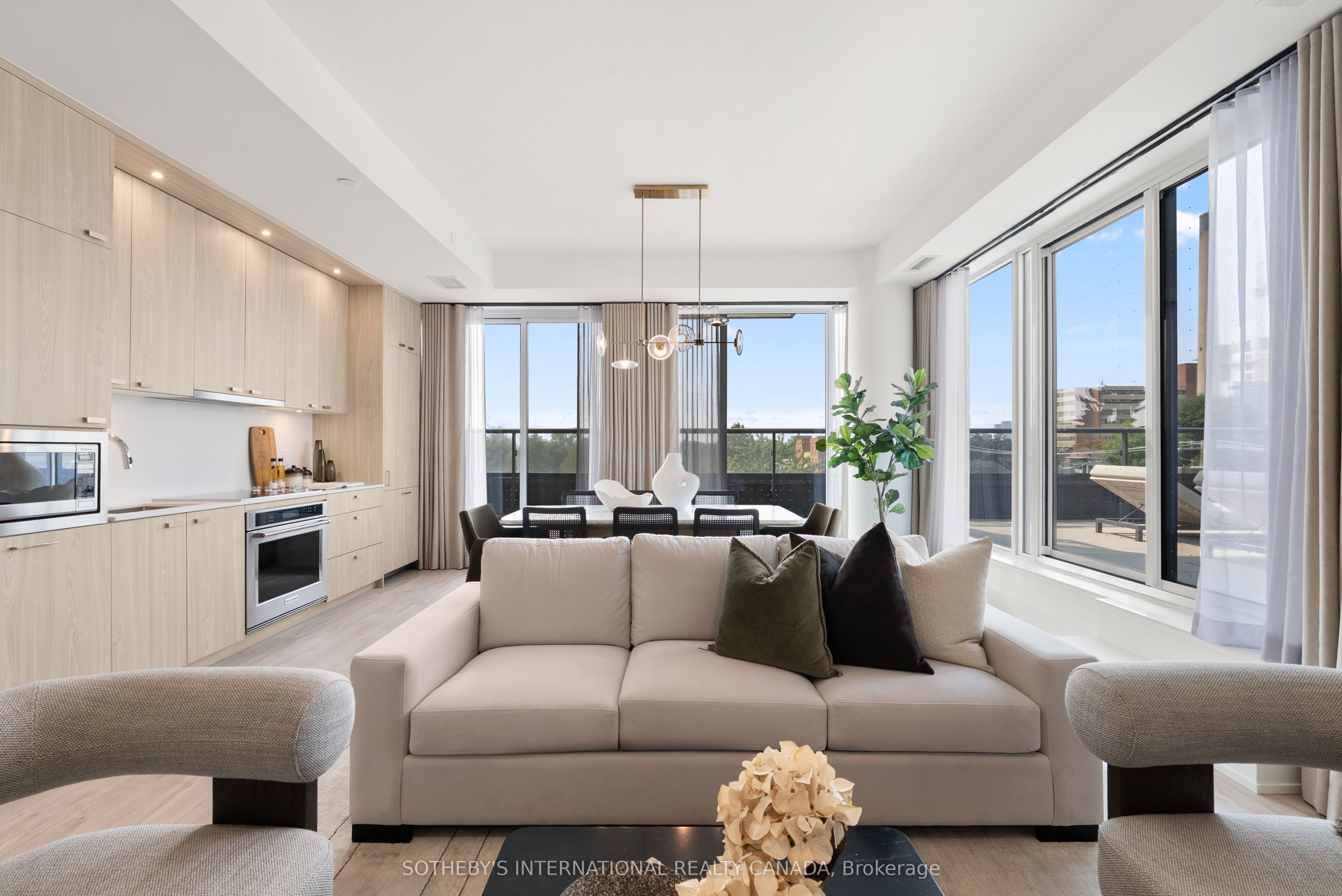 115 Denison Avenue 512