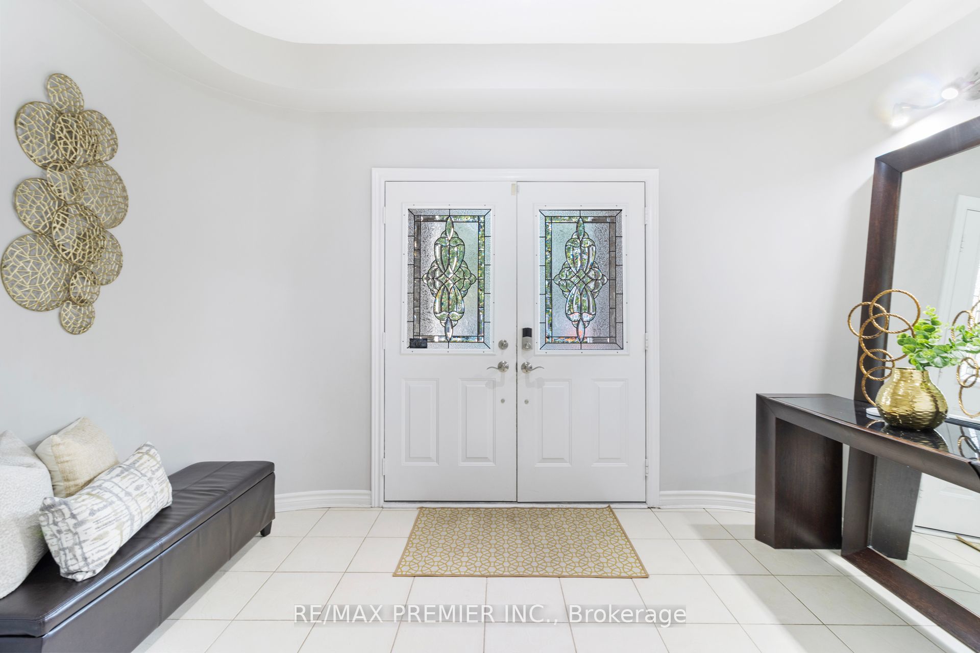 64 Leameadow Road