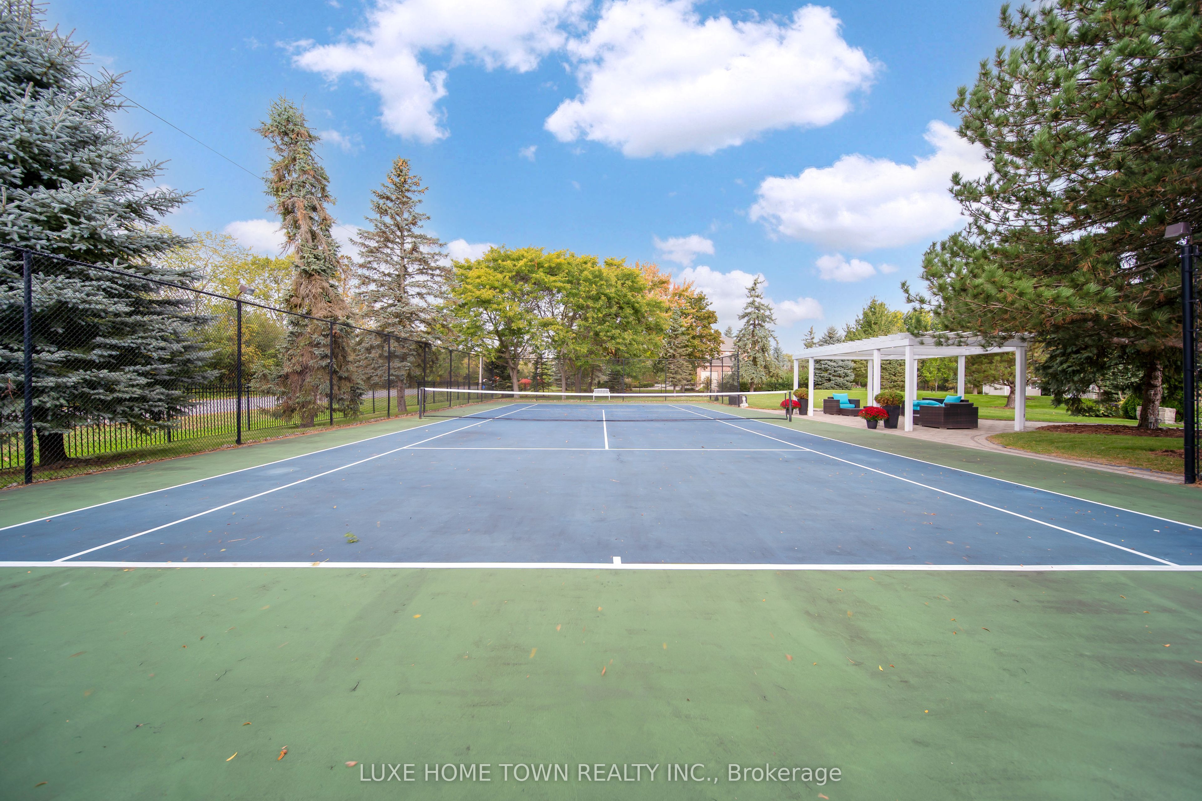 2 Prince Rupert Drive