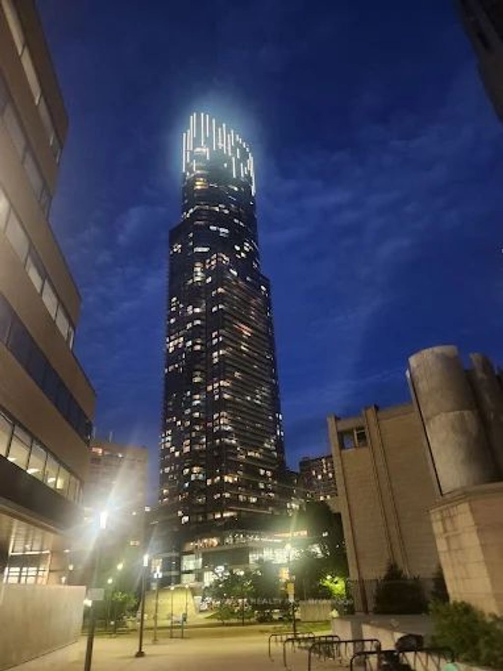 Photo of 386 Yonge Street #1708, Toronto, ON M5B 0A5 (MLS # C12390355)