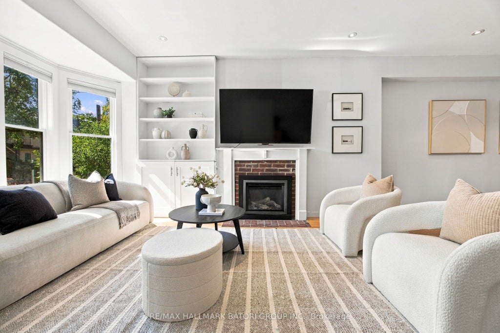 Photo of 128 Wells Street, Toronto, ON M5R 1P4 (MLS # C13821232)