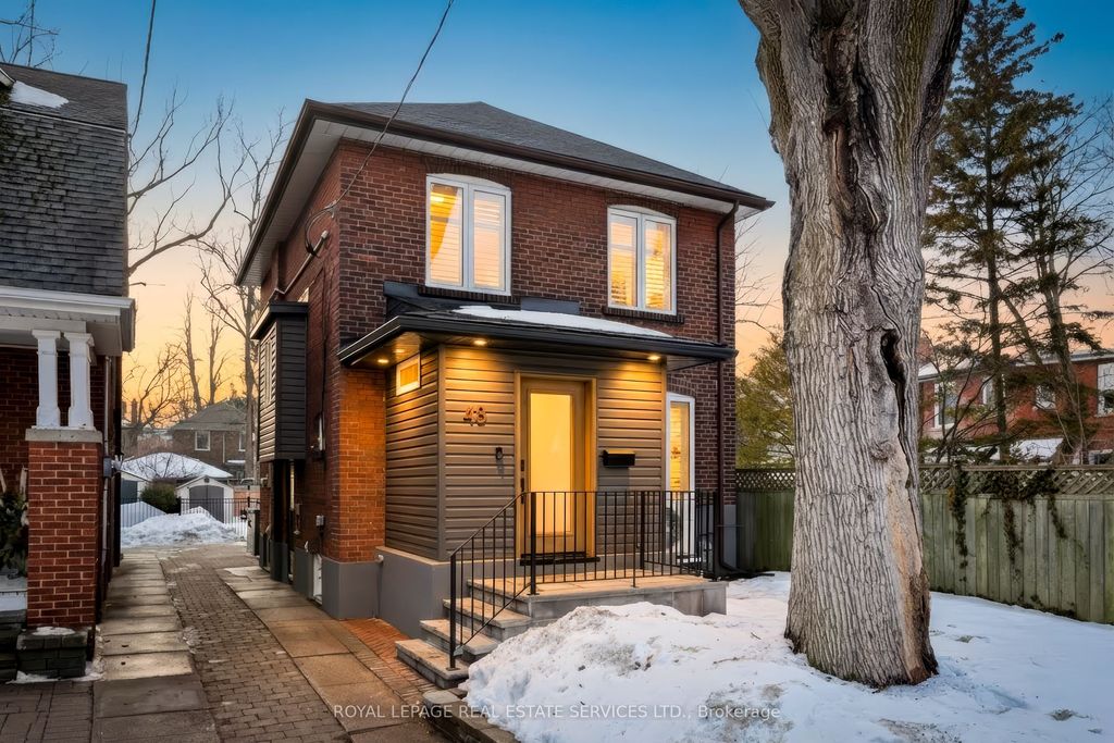 Photo of 48 Thornhill Avenue, Toronto, ON M6S 4C5 (MLS # W12799948)