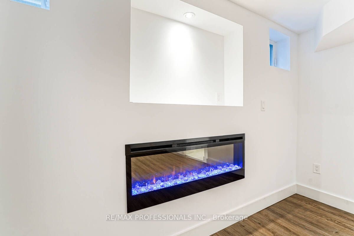 7 Vancho Crescent S Lower