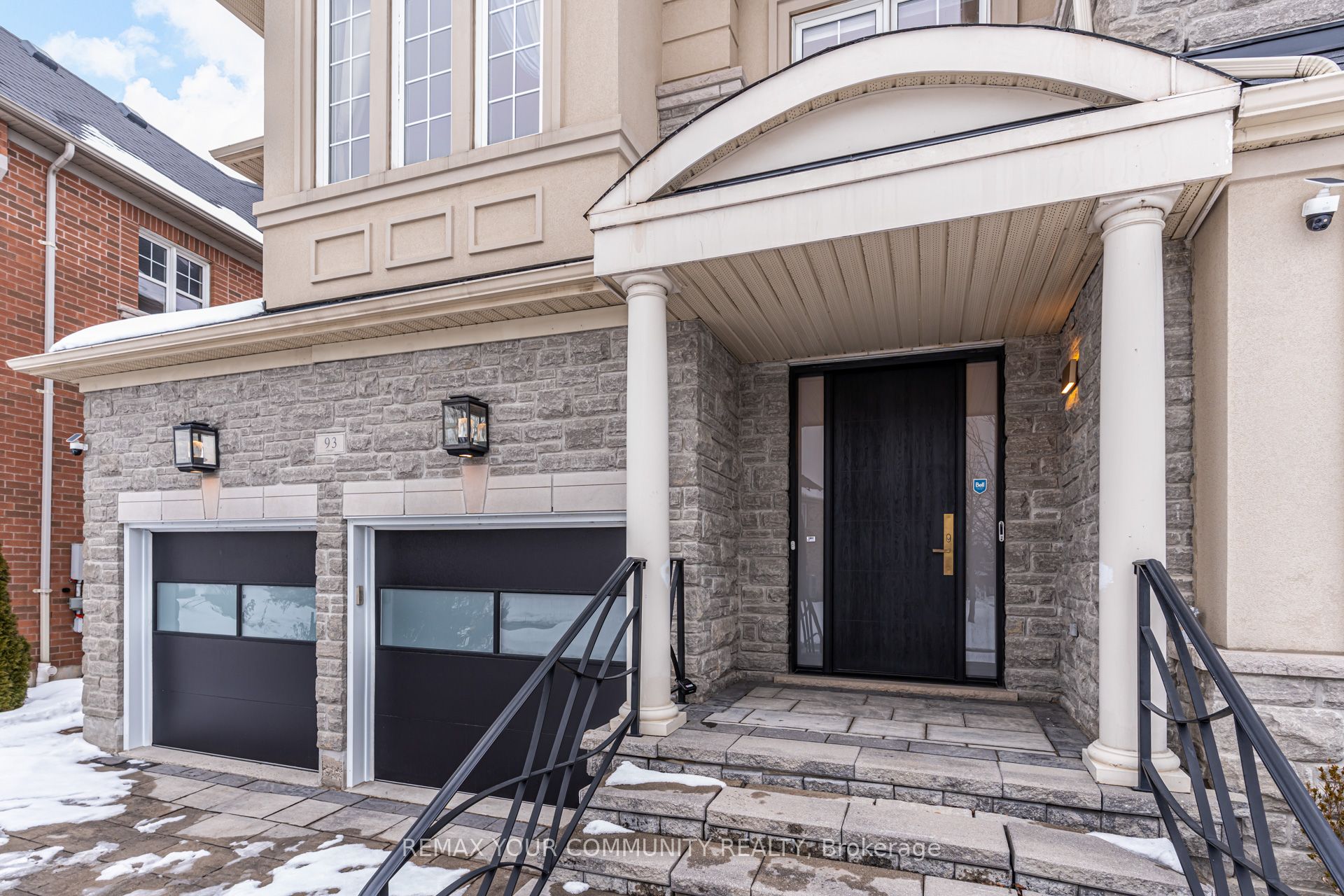 93 William Bowes Boulevard