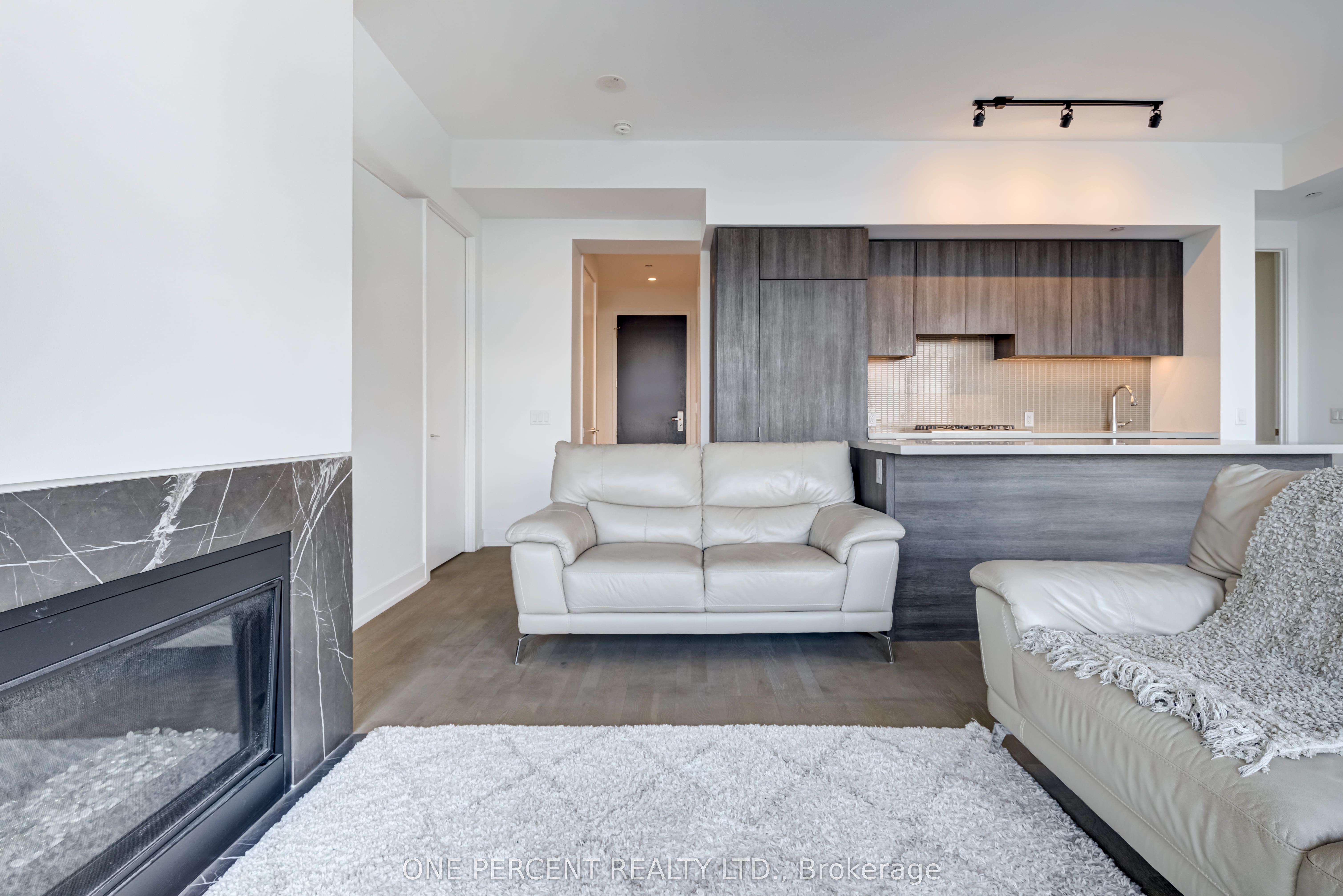 7 Grenville Street 6108