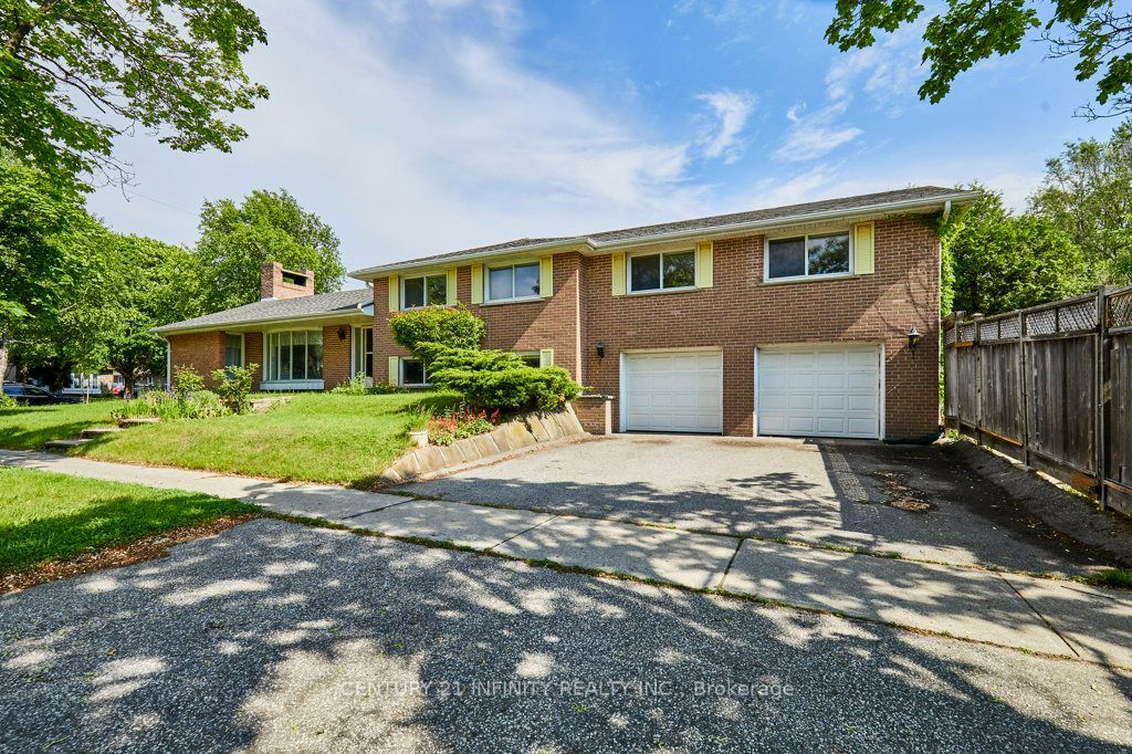 Photo of 1 Goodland Gate, Toronto, ON M1S 1V4 (MLS # E12654336)