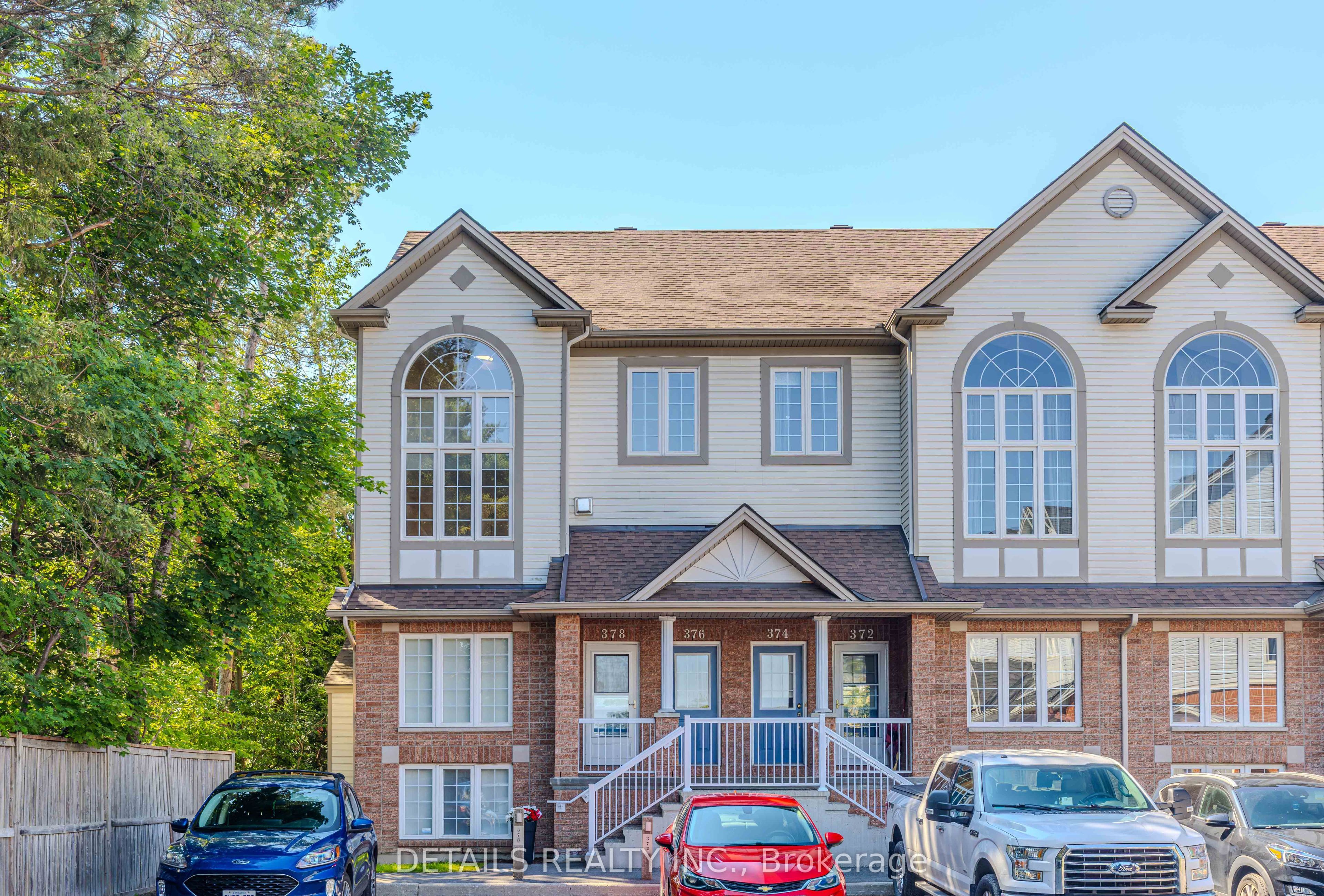 Photo 1 of 40 — 376 Wiffen Private 20, Bells Corners and South to Fallowfield, ON K2H 1G4