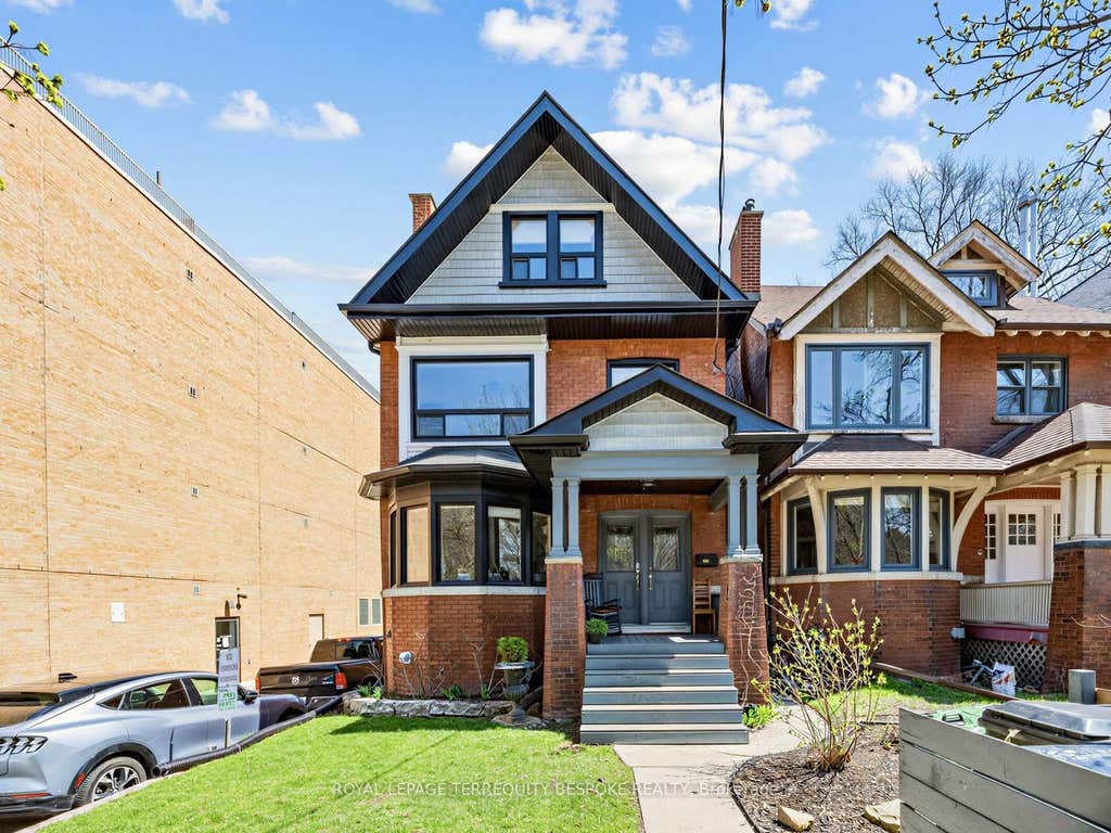 Photo of 505 Parkside Drive, Toronto, ON M6R 2Z9 (MLS # W13050314)