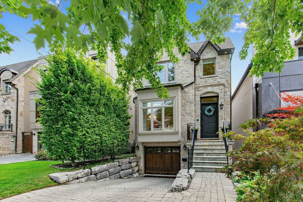 Photo of 399 Fairlawn Avenue, Toronto, ON M5M 1T7 (MLS # C13682436)