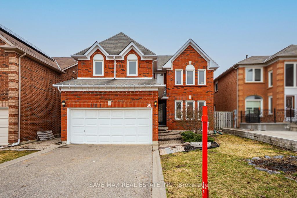 Photo of 30 Adirondack Crescent, Brampton, ON L6R 1E5 (MLS # W13075694)