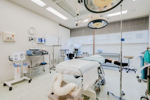 66 Avenue Road 1 Toronto ON M5R 3N8