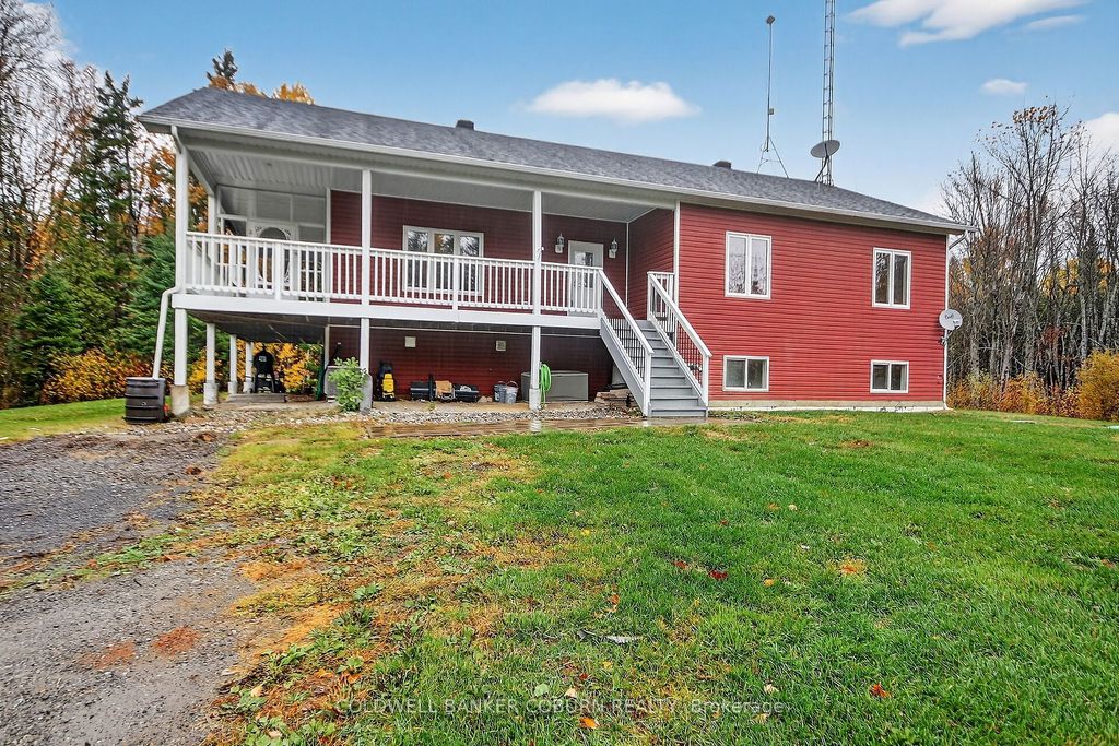 Photo of 7215 Jock Trail Road, Stittsville - Munster - Richmond, ON K0A 2Z0 (MLS # X12476204)