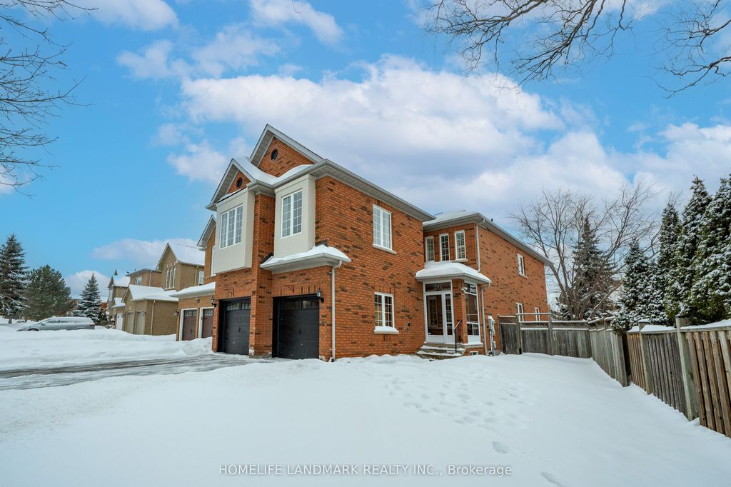 Photo of 26 Monaco Crescent, Richmond Hill, ON L4S 1X6 (MLS # N12723096)