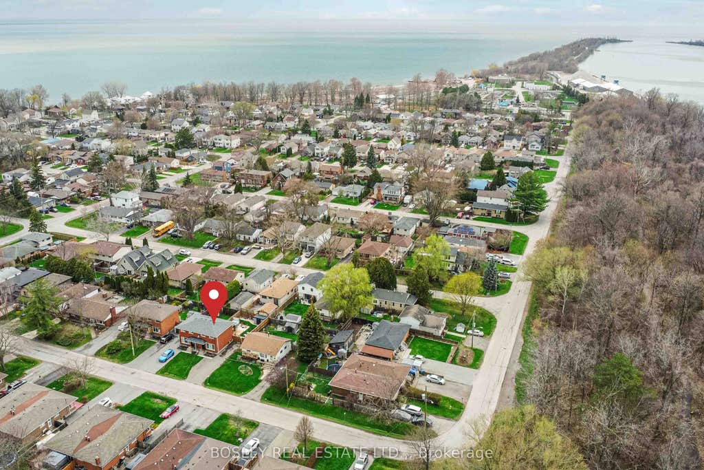 Photo of 75 Wildwood Road, St. Catharines, ON L2M 1E1 (MLS # X13706616)