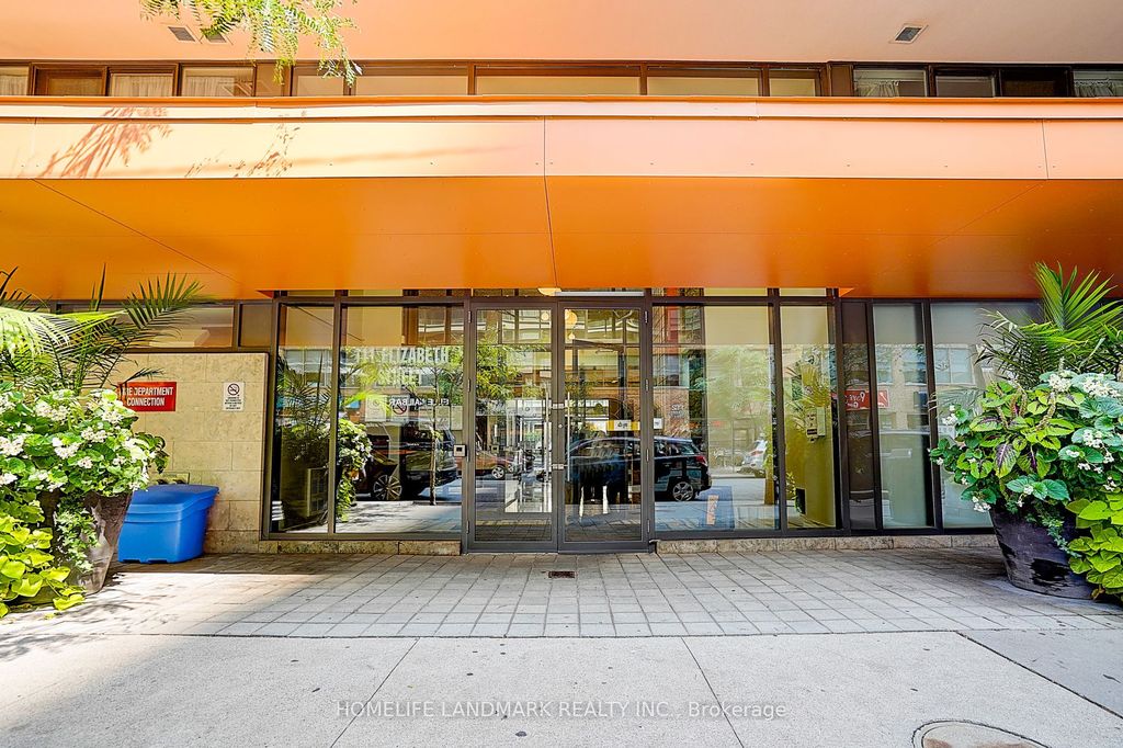 Photo of 111 Elizabeth Street #1711, Toronto, ON M5G 1P7 (MLS # C12393808)