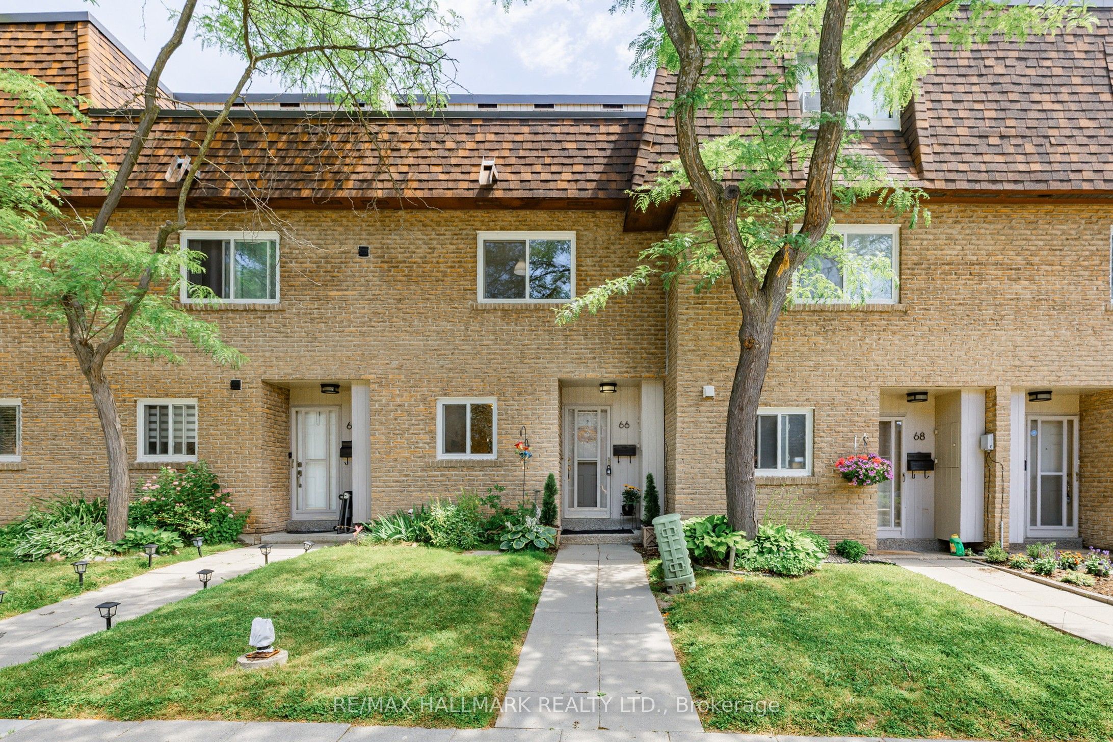 Photo 1 of 48 — 275 Manse Road 66, Toronto, ON M1E 4X8