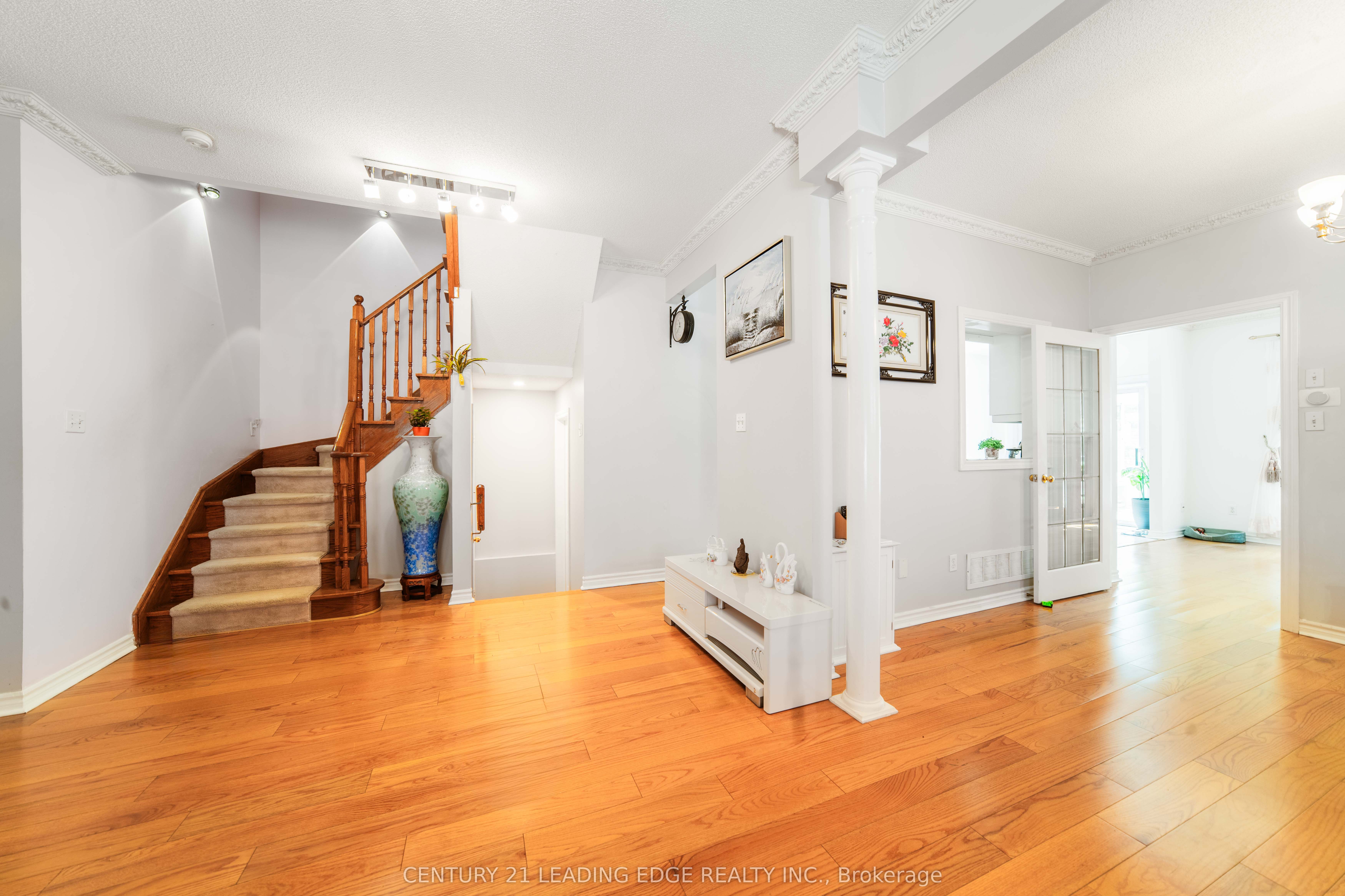 25 Eastpine Drive