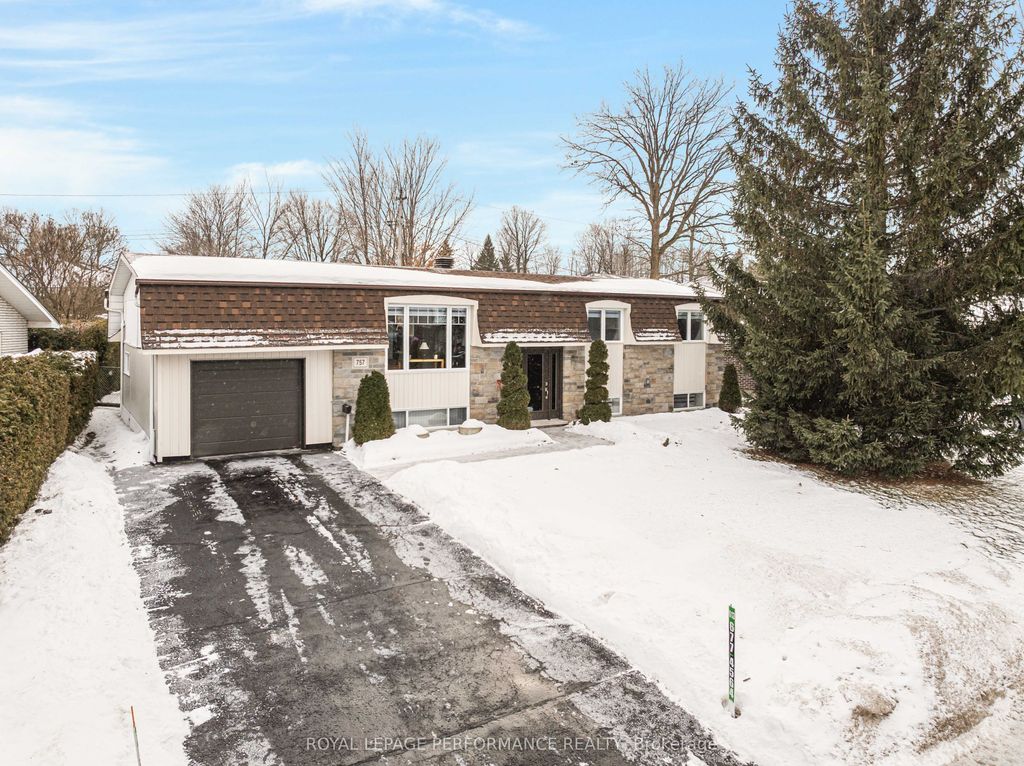 Photo of 757 Ghislain Street, Hawkesbury, ON K6A 2X3 (MLS # X12649386)