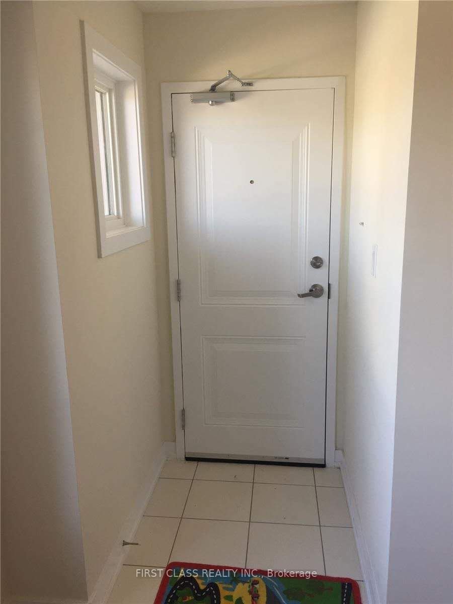 2355 Sheppard Avenue W 212