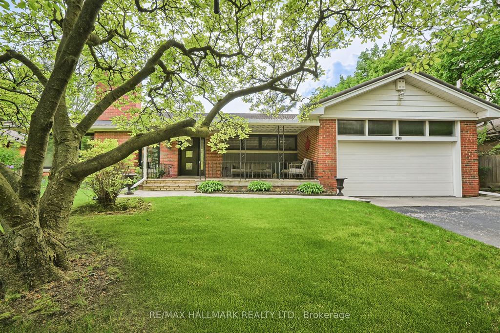 Photo of 1616 Islington Avenue, Toronto, ON M9A 3M6 (MLS # W12400392)