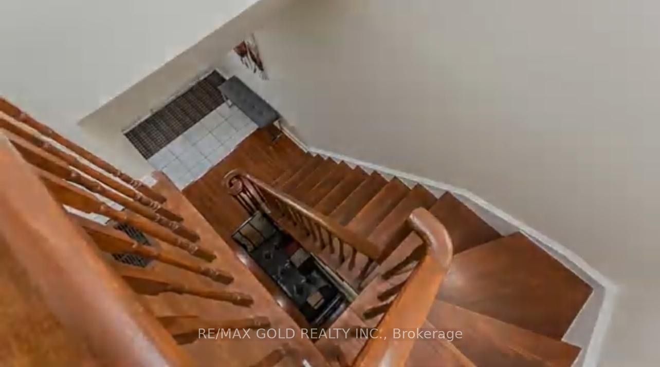 26 Twin Pines Crescent